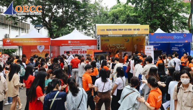 co-hoi-viec-lam-sau-xkld-tai-cac-hoi-cho-danh-cho-nguoi-ve-nuoc