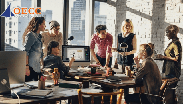 Làm việc nhóm với các thành viên trên nhiều quốc gia khác nhau.